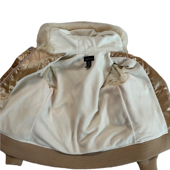 Moda International Gold Cream Fur Puffer Jacket Size Small - Picture 10 of 17